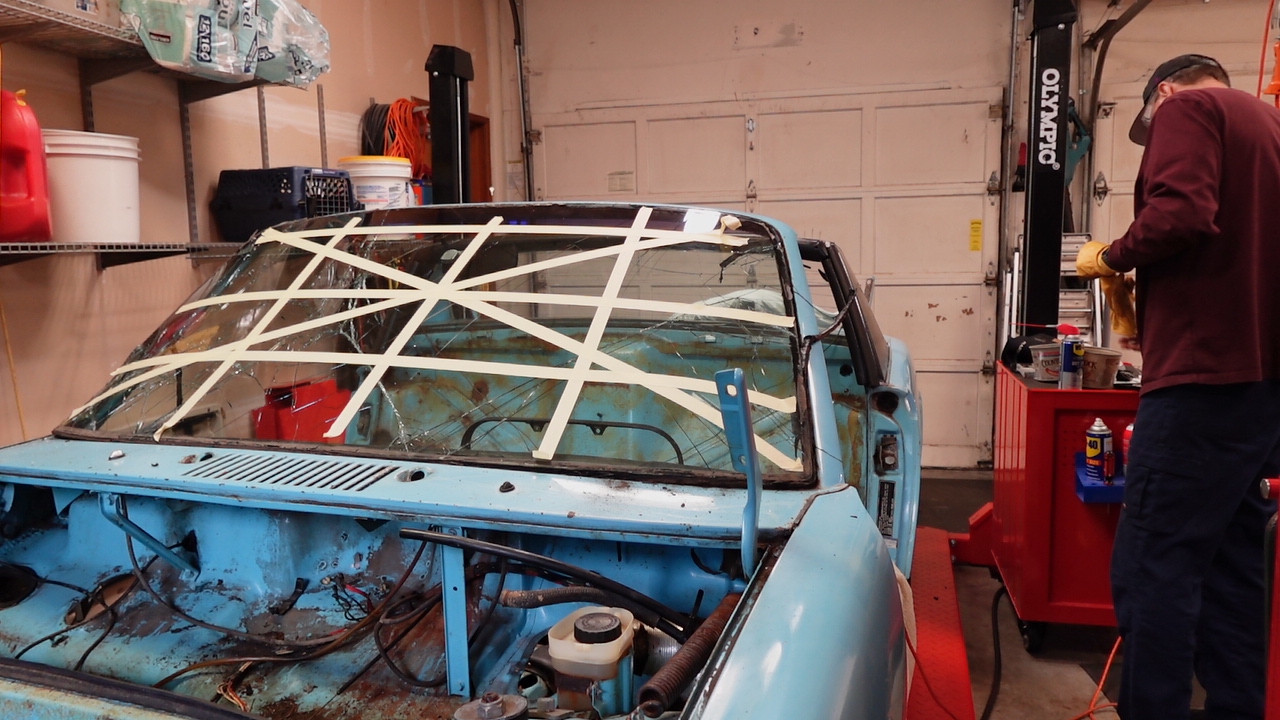 1973 Porsche Project 914 Remove Windshield 11-16