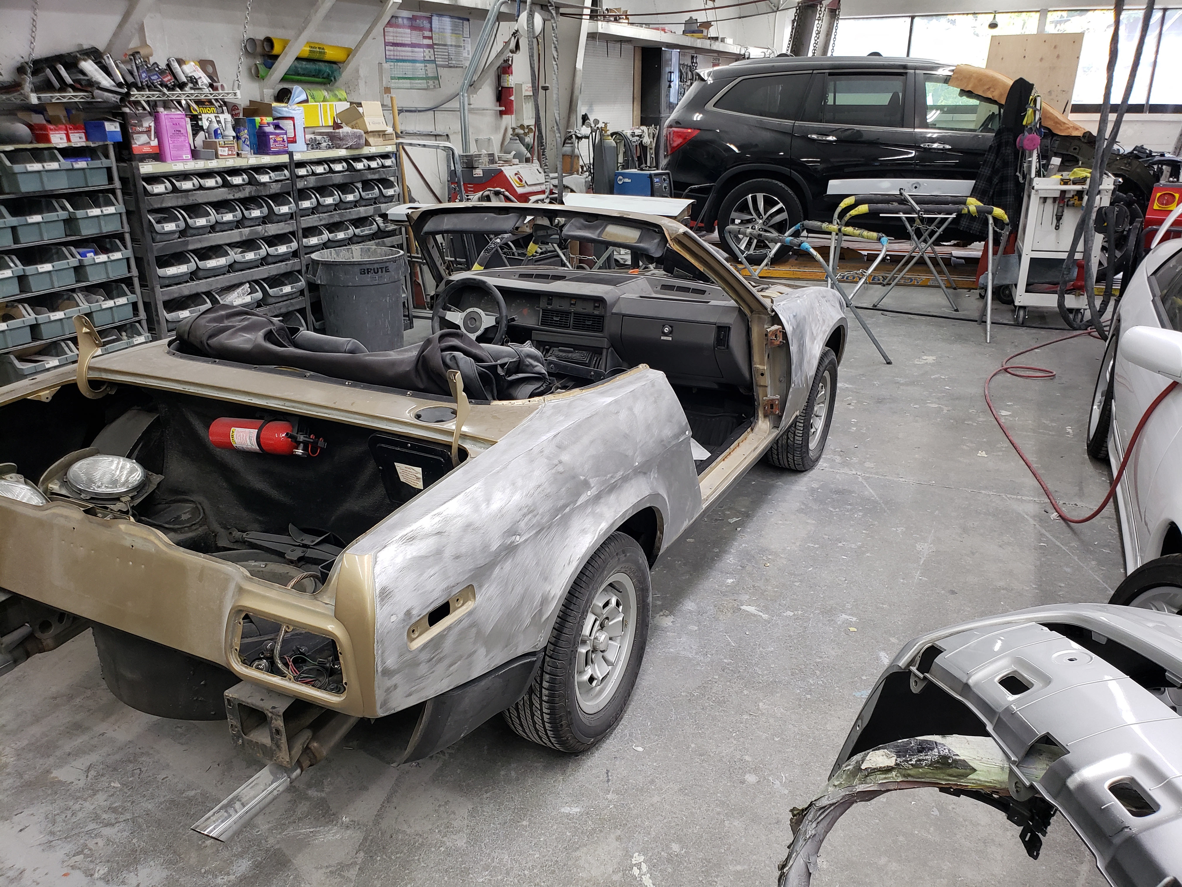 1980 Triumph TR8fi Bodywork 1-33