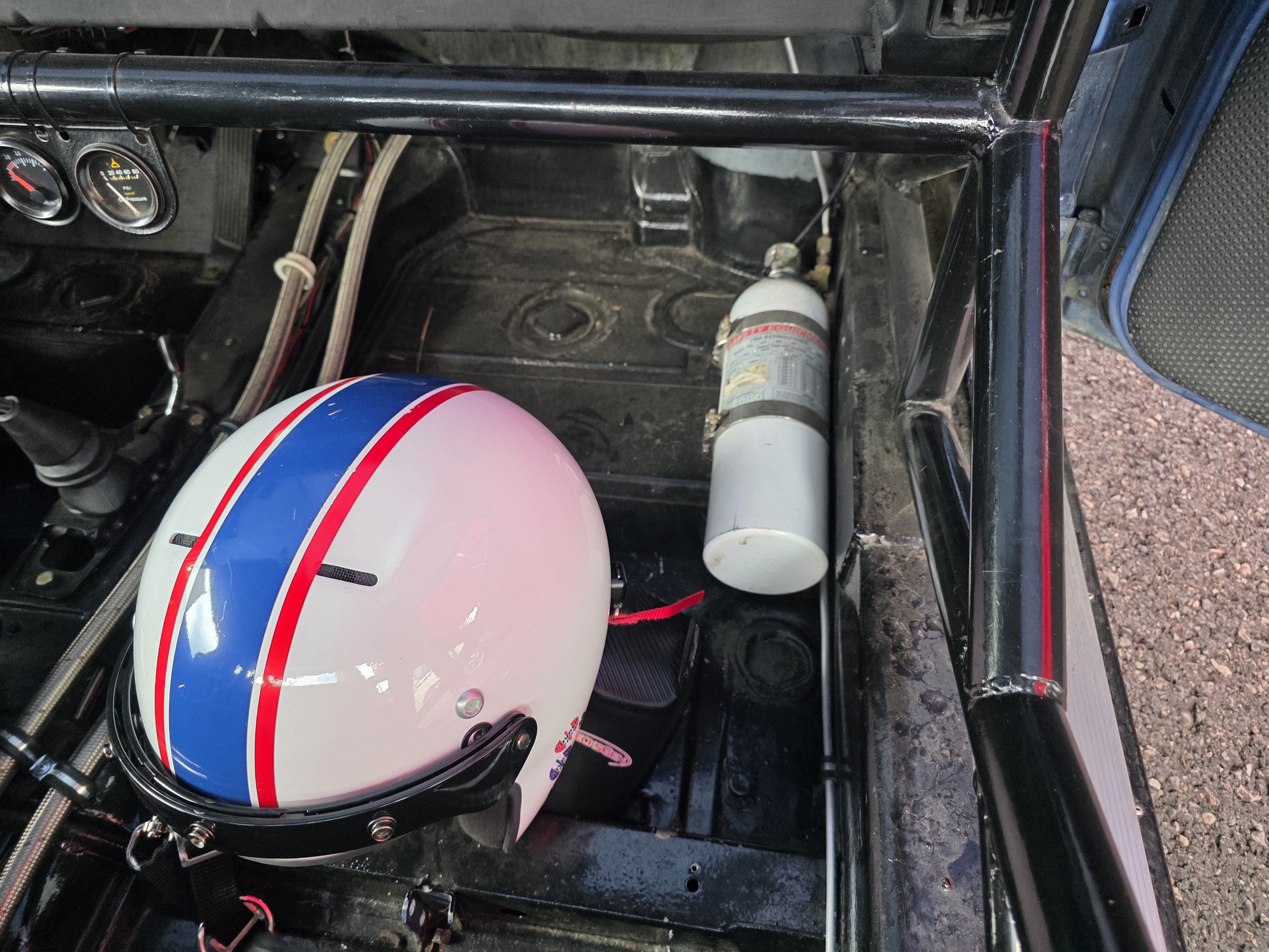 Fire Supression Porsche 914 10-6